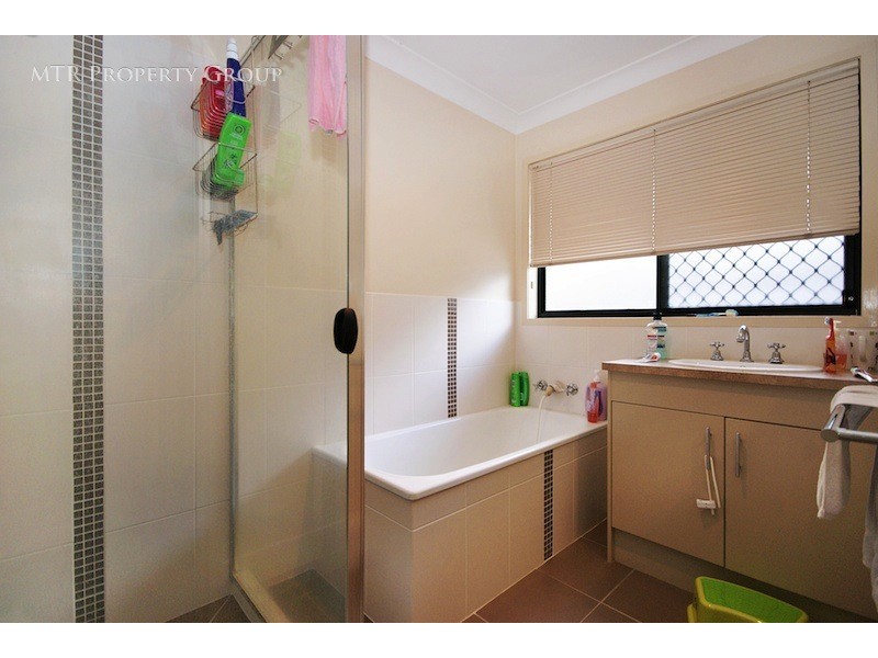 7 Tropical Drive, Forest Lake QLD 4078