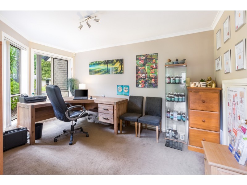 88 Renoir Crescent, Forest Lake QLD 4078