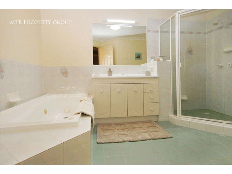 13 Boudin Place, Forest Lake QLD 4078