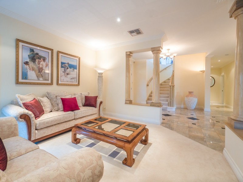 38 Renoir Crescent, Forest Lake QLD 4078