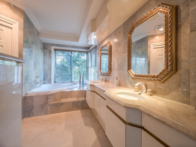 38 Renoir Crescent, Forest Lake QLD 4078