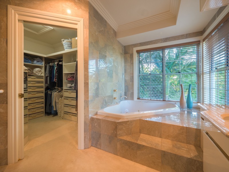 38 Renoir Crescent, Forest Lake QLD 4078