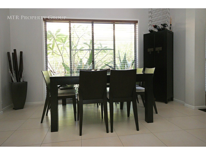 11 Dandenong St, Forest Lake QLD 4078