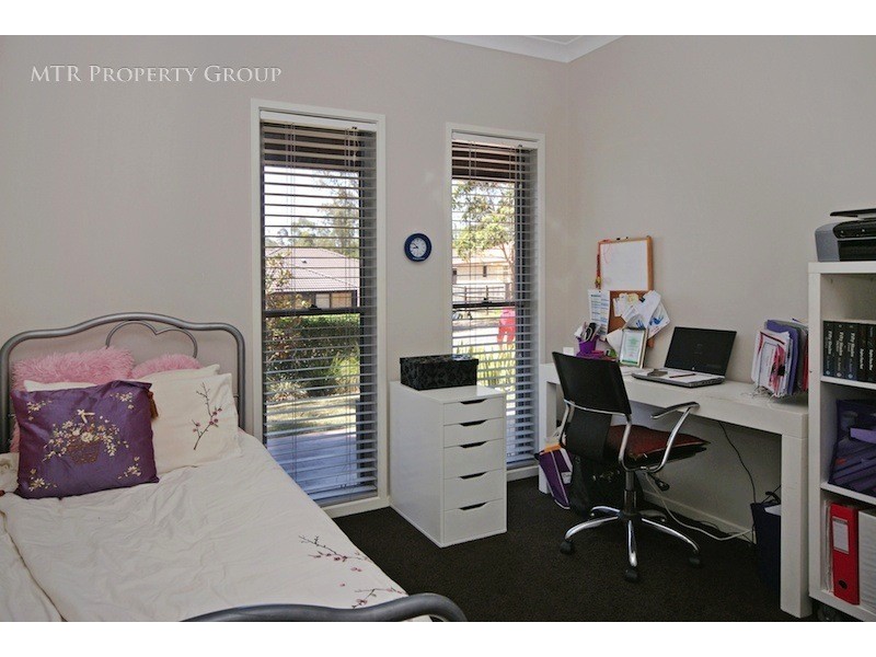 11 Dandenong St, Forest Lake QLD 4078