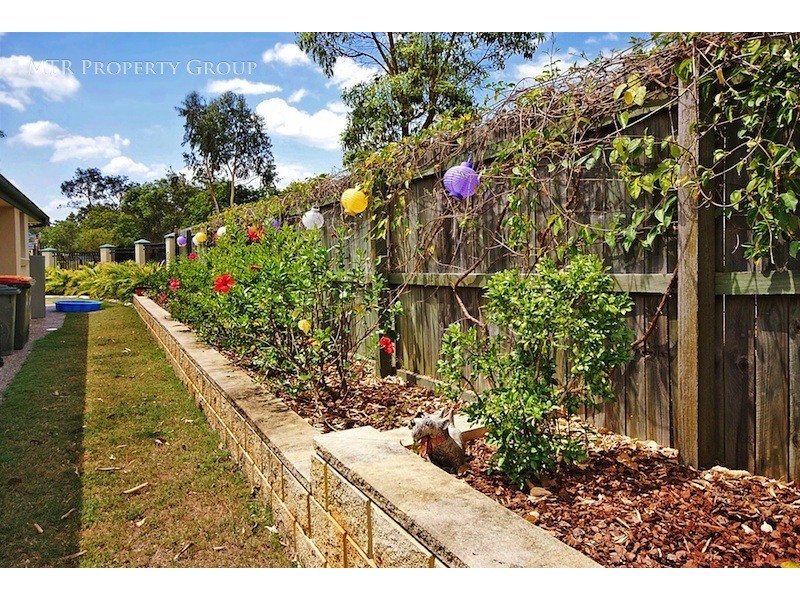 2 Leyburn Cres, Forest Lake QLD 4078