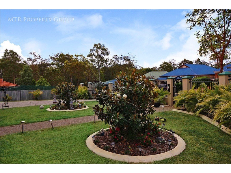 2 Leyburn Cres, Forest Lake QLD 4078