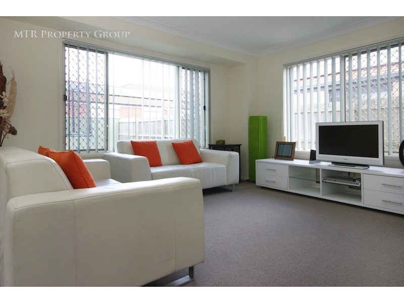 15 Carolina Parade, Forest Lake QLD 4078