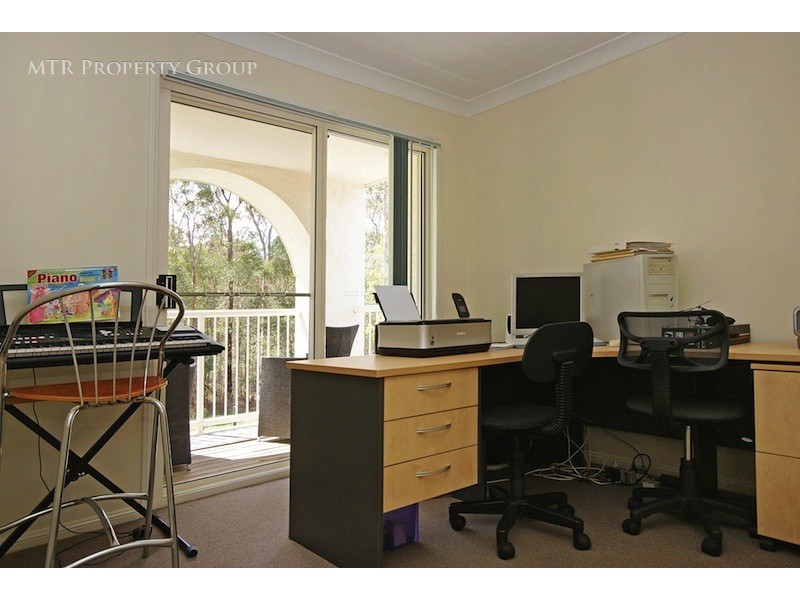 15 Carolina Parade, Forest Lake QLD 4078