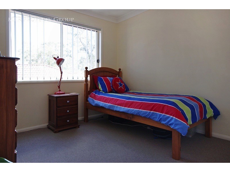 15 Carolina Parade, Forest Lake QLD 4078