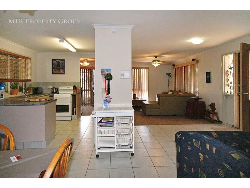 1 Possum Court, Doolandella QLD 4077