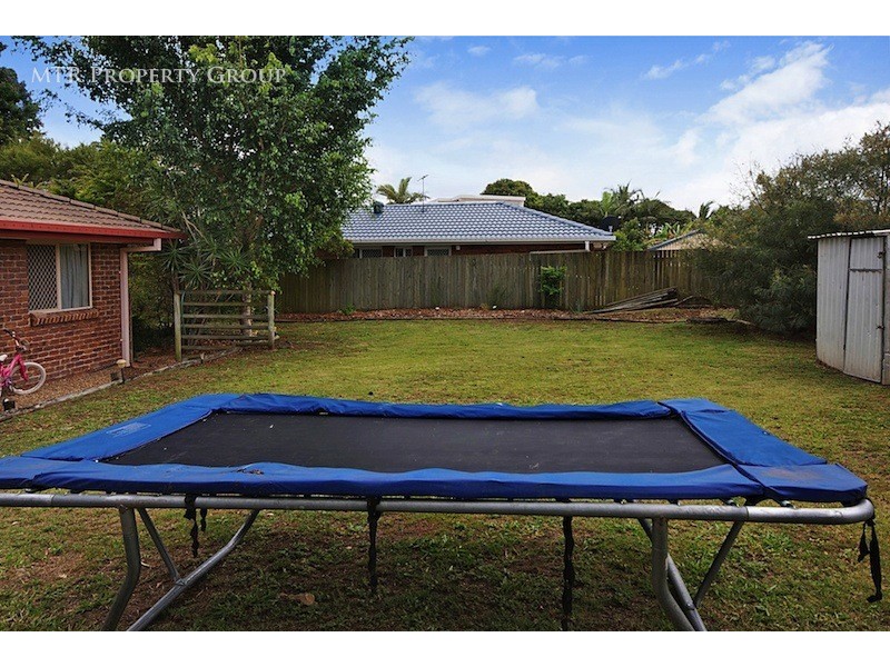 1 Possum Court, Doolandella QLD 4077