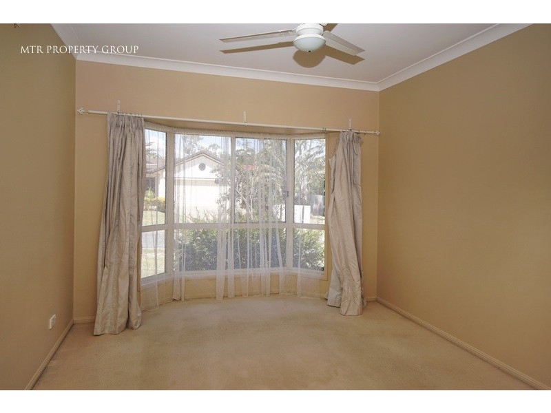 8 Catalina Cct, Forest Lake QLD 4078