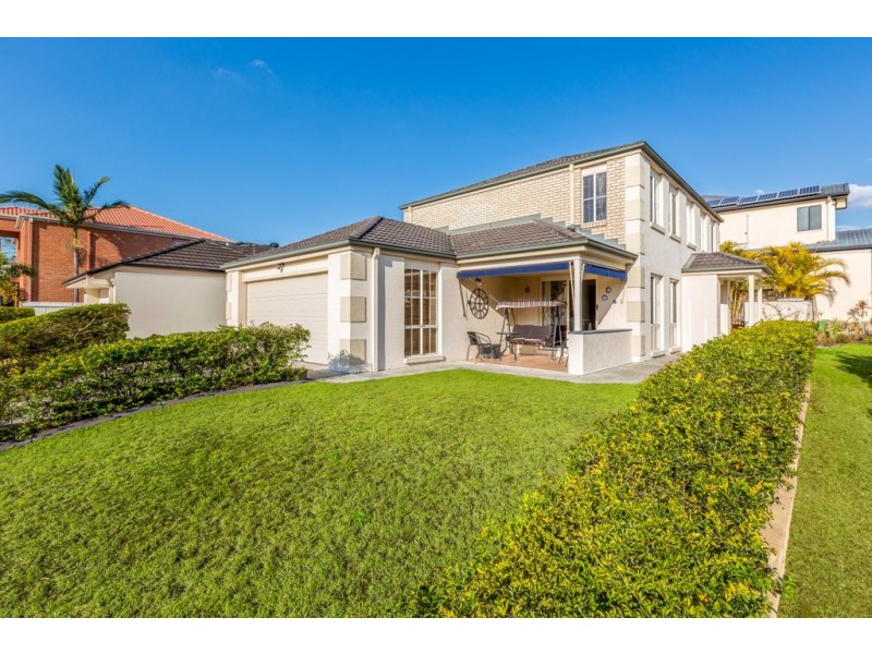 6 Jetty Walk, Forest Lake QLD 4078