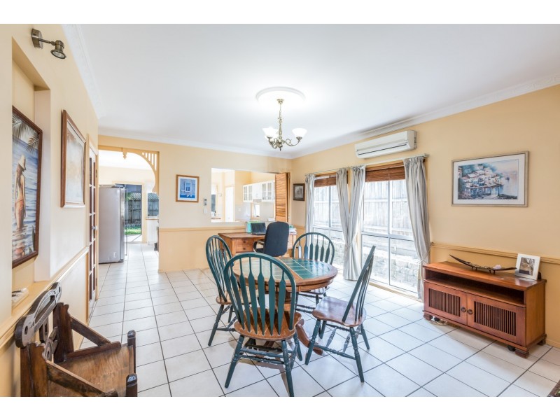 14 Santa Cruz Place, Forest Lake QLD 4078