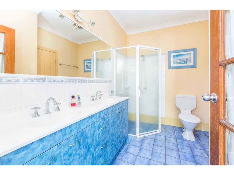 14 Santa Cruz Place, Forest Lake QLD 4078