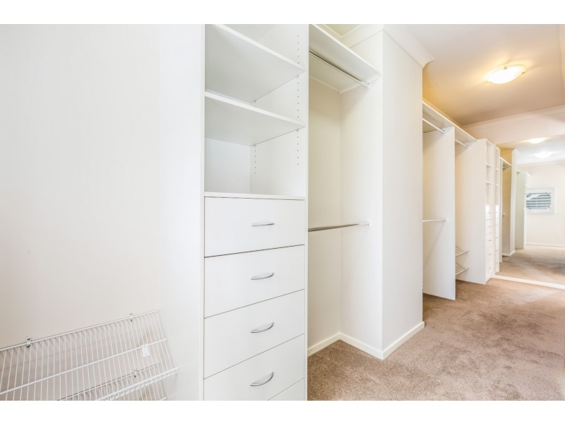 6 Tuscany Close, Forest Lake QLD 4078