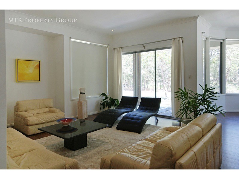 1 Uluru Place, Forest Lake QLD 4078