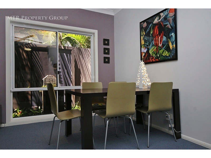 16 Beerwah Place, Forest Lake QLD 4078