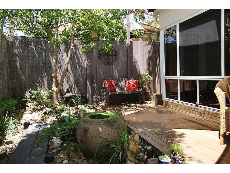 16 Beerwah Place, Forest Lake QLD 4078