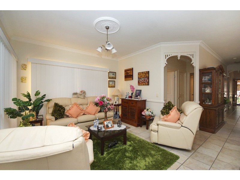 7 Harvard Place, Forest Lake QLD 4078