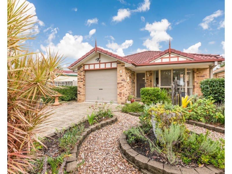 4 Monash Court, Forest Lake QLD 4078