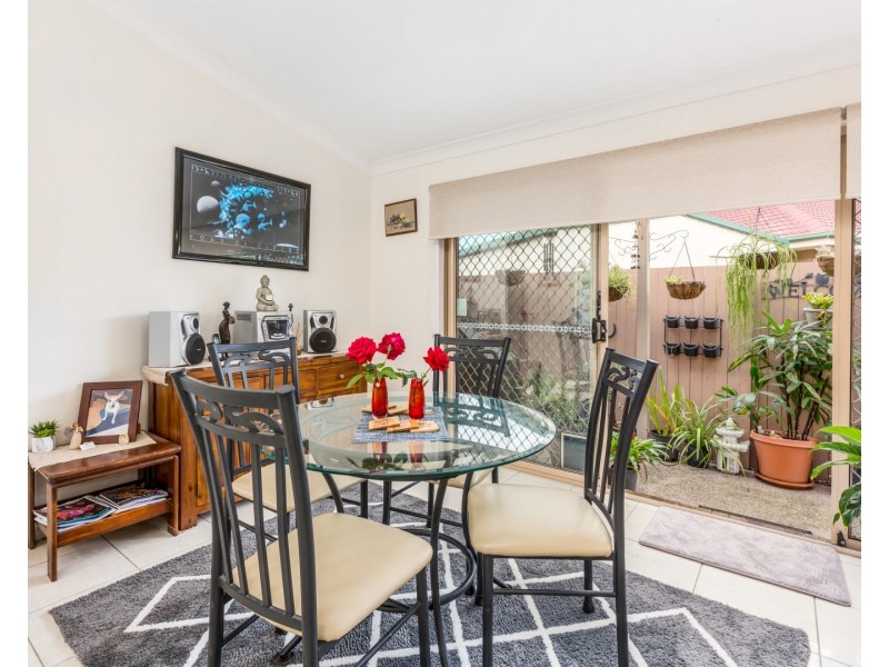 4 Monash Court, Forest Lake QLD 4078