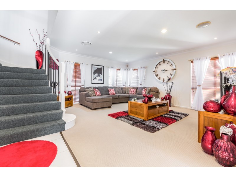 6 Trinity Close, Forest Lake QLD 4078