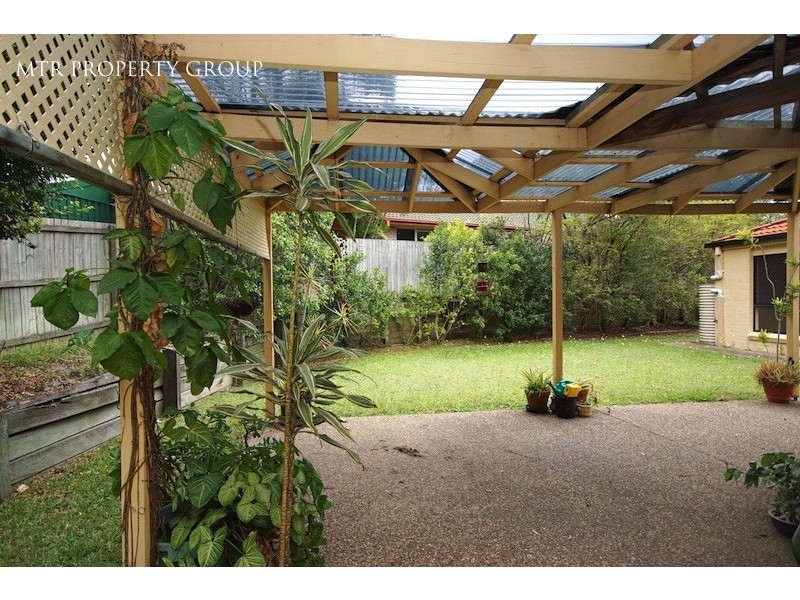 2 Yale Cct, Forest Lake QLD 4078