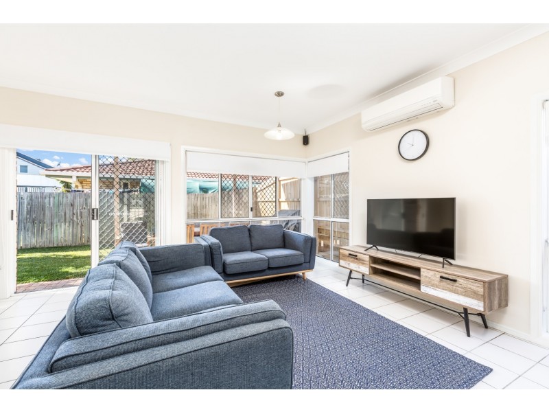 3 Carnarvon Close, Forest Lake QLD 4078