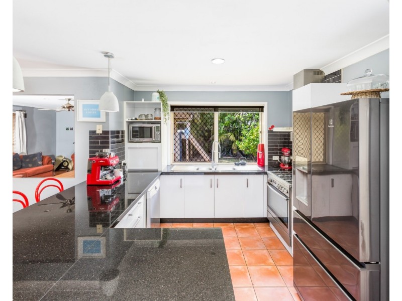 5 Nebo Close, Forest Lake QLD 4078