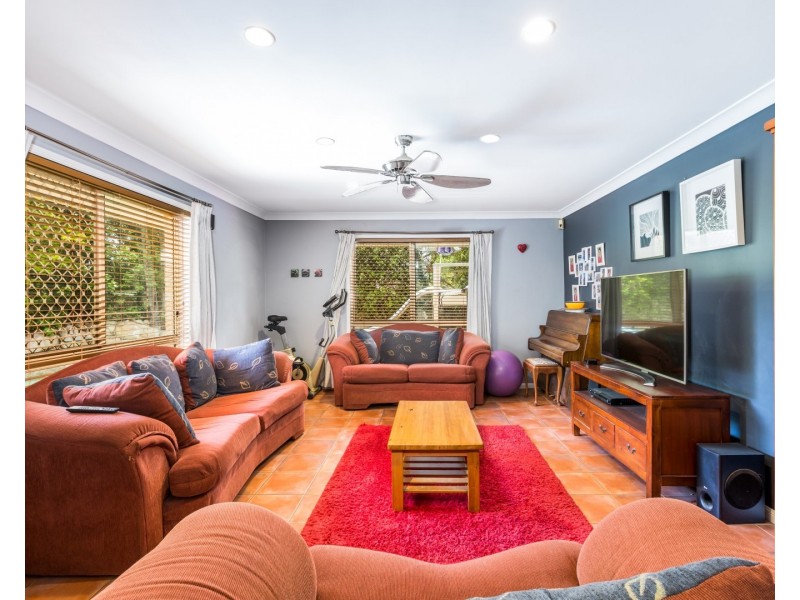 5 Nebo Close, Forest Lake QLD 4078