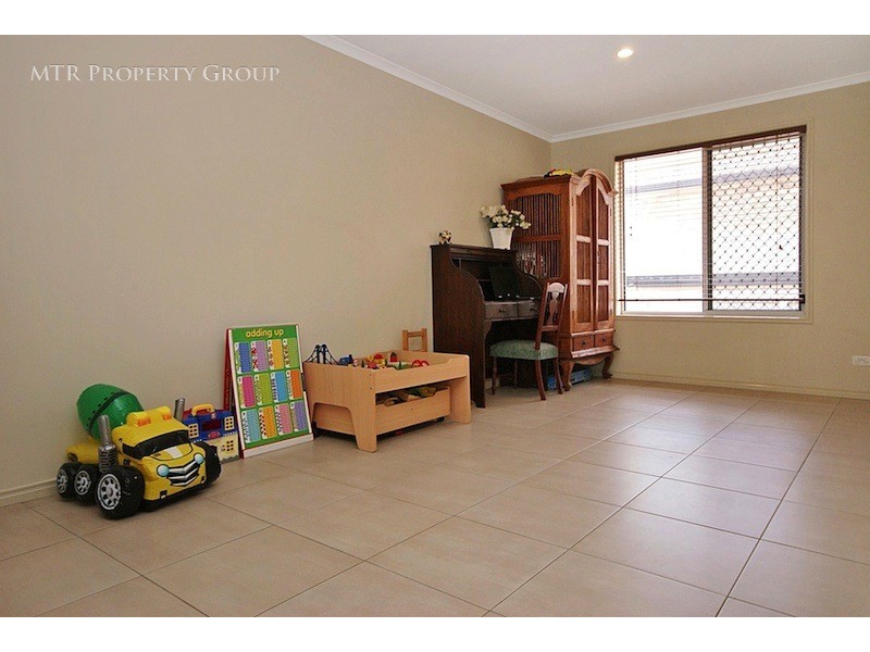 20 Nullarbor Cct, Forest Lake QLD 4078