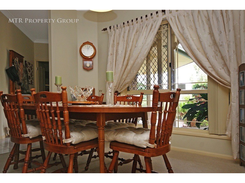 135 Renoir Crescent, Forest Lake QLD 4078