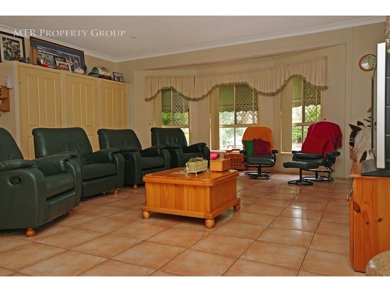 135 Renoir Crescent, Forest Lake QLD 4078