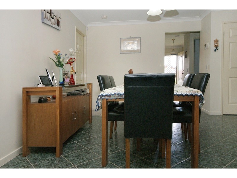 9 Hawthorne Street, Forest Lake QLD 4078