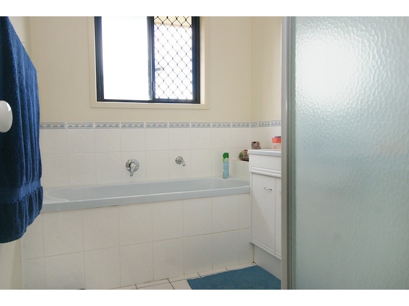 9 Hawthorne Street, Forest Lake QLD 4078