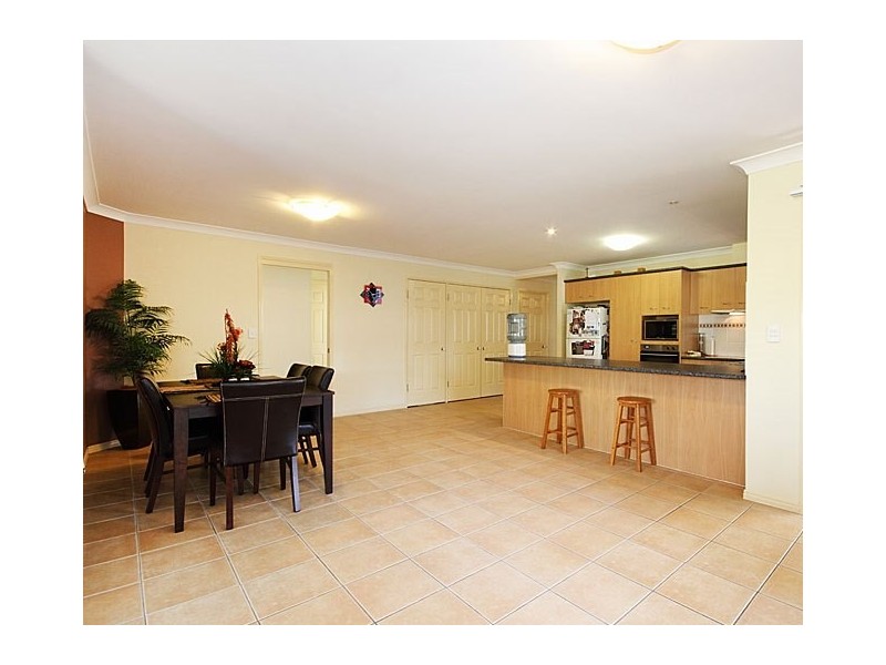 14 Toolara Cct, Forest Lake QLD 4078