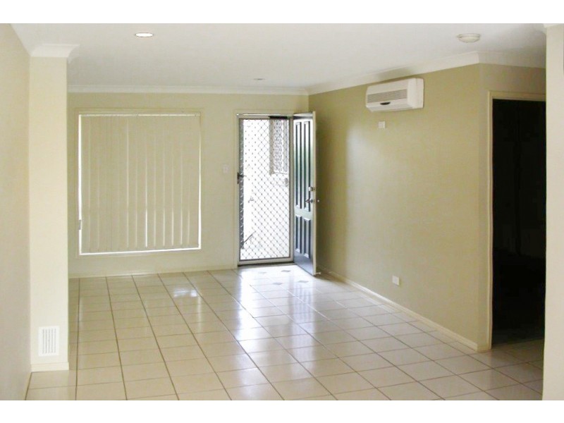 Unit 2 – 210 Government Road, Forest Lake QLD 4078