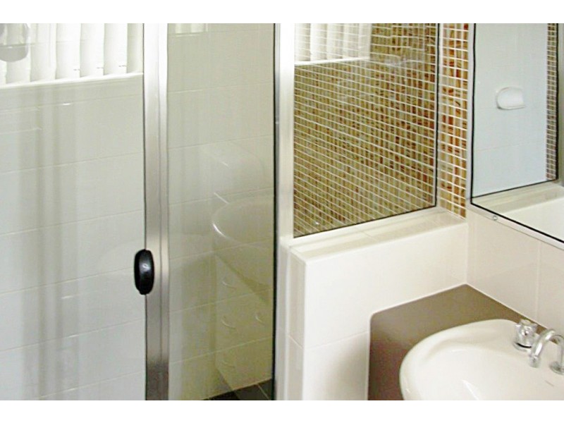 Unit 2 – 210 Government Road, Forest Lake QLD 4078