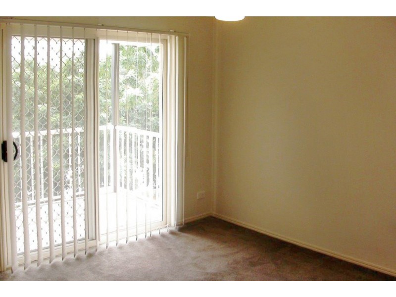 Unit 2 – 210 Government Road, Forest Lake QLD 4078