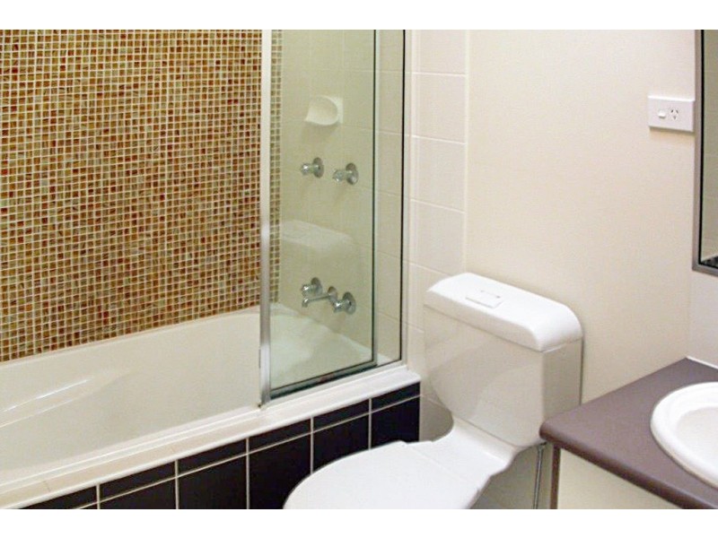 Unit 2 – 210 Government Road, Forest Lake QLD 4078