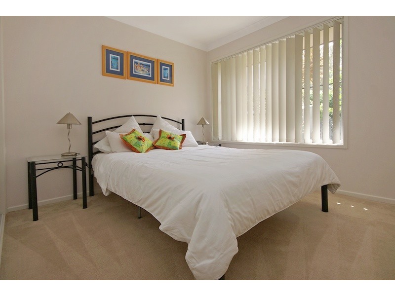 6 Beerwah Place, Forest Lake QLD 4078