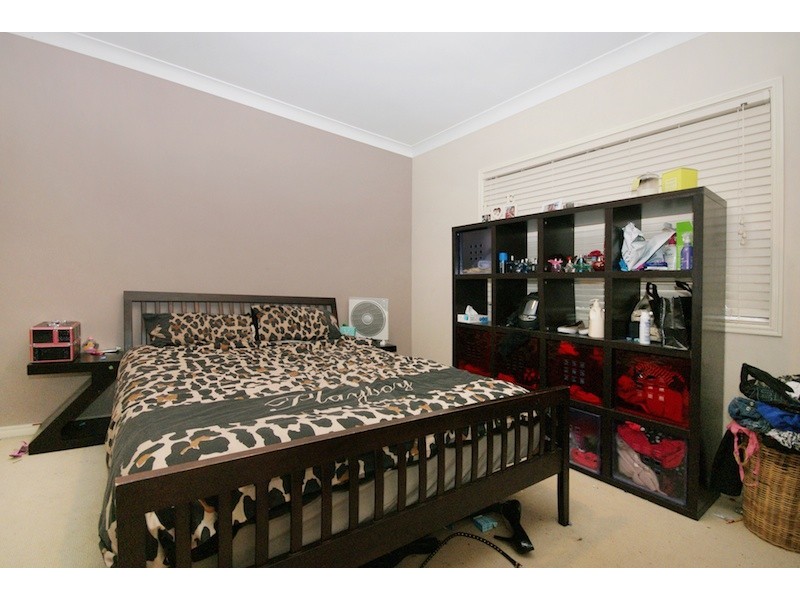 24 Vaucluse Street, Forest Lake QLD 4078