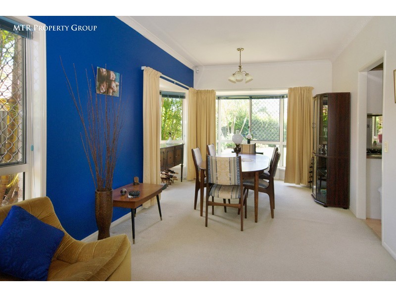 16 Chelsea Place, Forest Lake QLD 4078