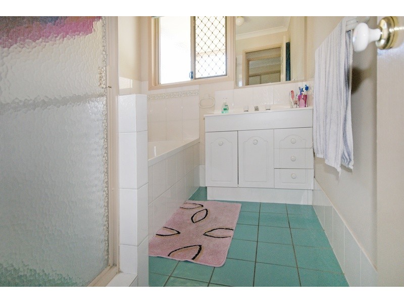 174 Wallaroo Way, Doolandella QLD 4077