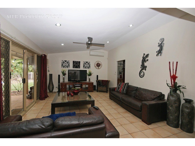 37 Cook Street, Forest Lake QLD 4078