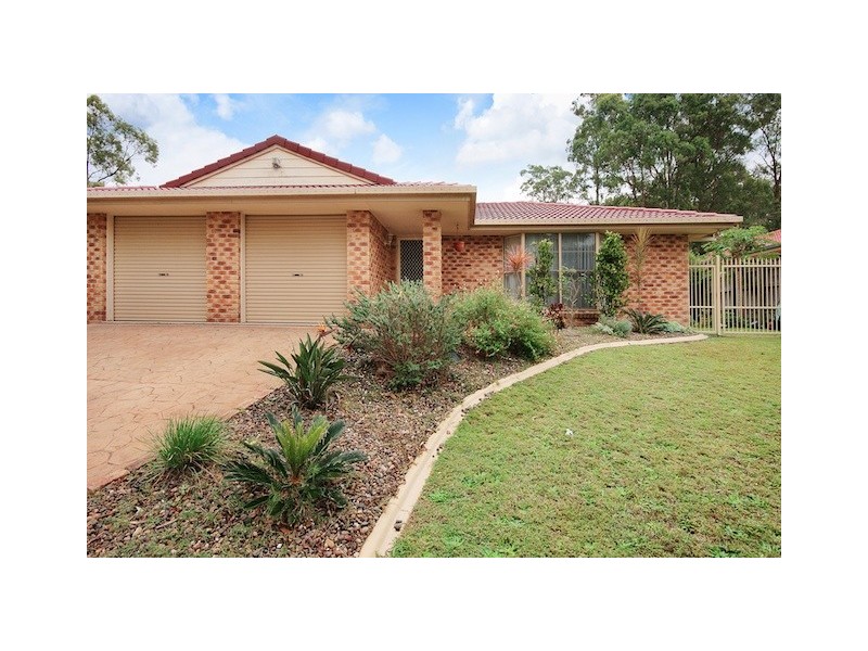 7 Springfield Place, Forest Lake QLD 4078