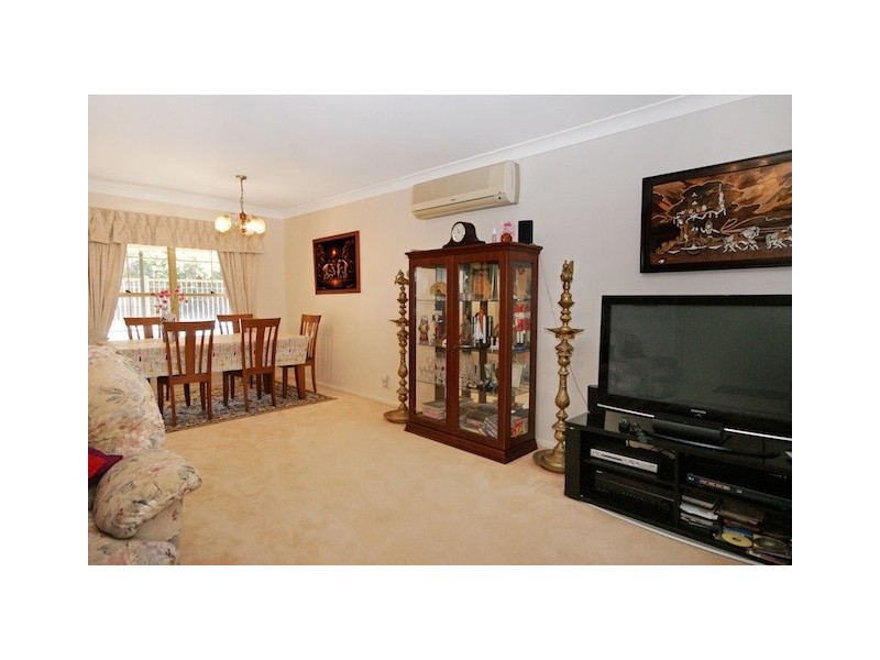 7 Springfield Place, Forest Lake QLD 4078