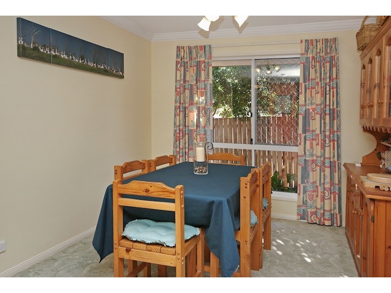 11 Blaxland Place, Forest Lake QLD 4078