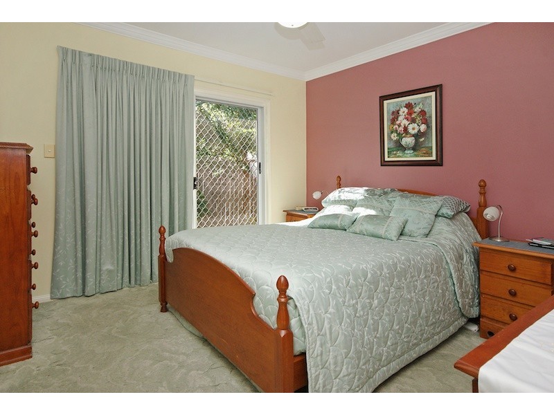 11 Blaxland Place, Forest Lake QLD 4078